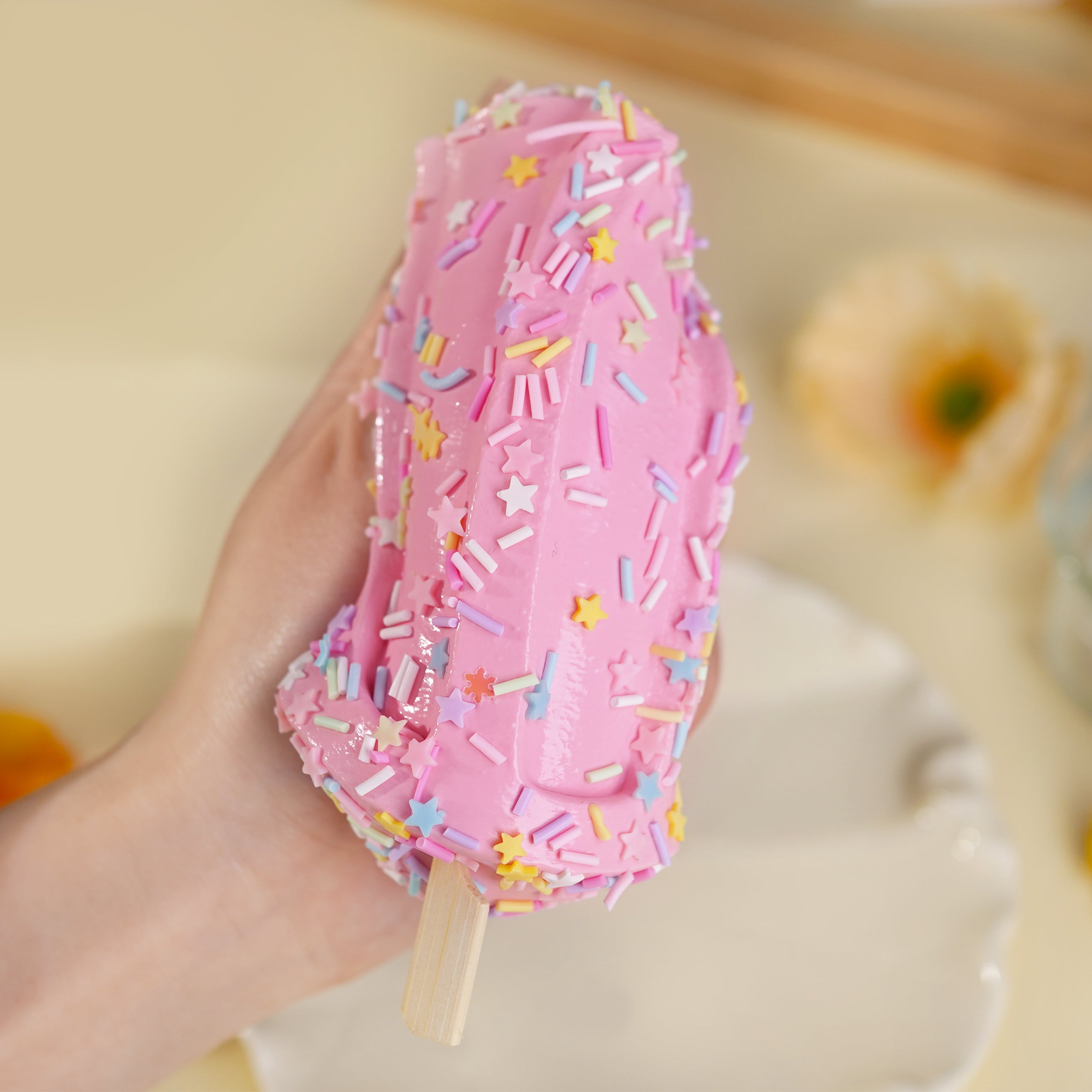 mellojoy クリーミークリーム スフレ アイスバー いちご ファミリーマート限定！あまおういちごを使用。いちごとミルク